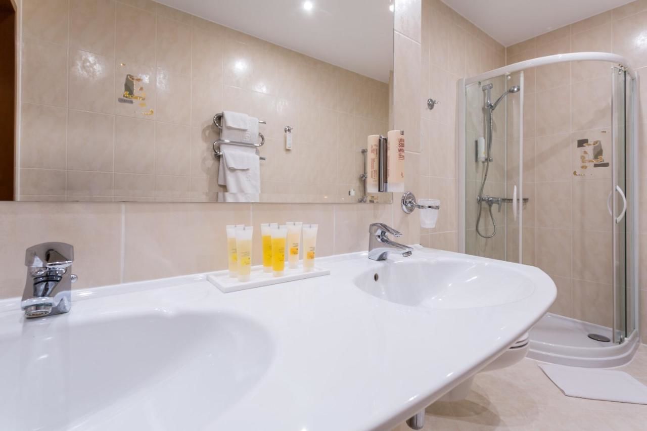 Отель Qubus Hotel Gliwice Гливице