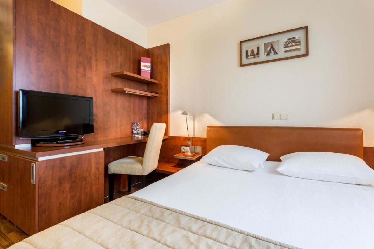 Отель Qubus Hotel Gliwice Гливице