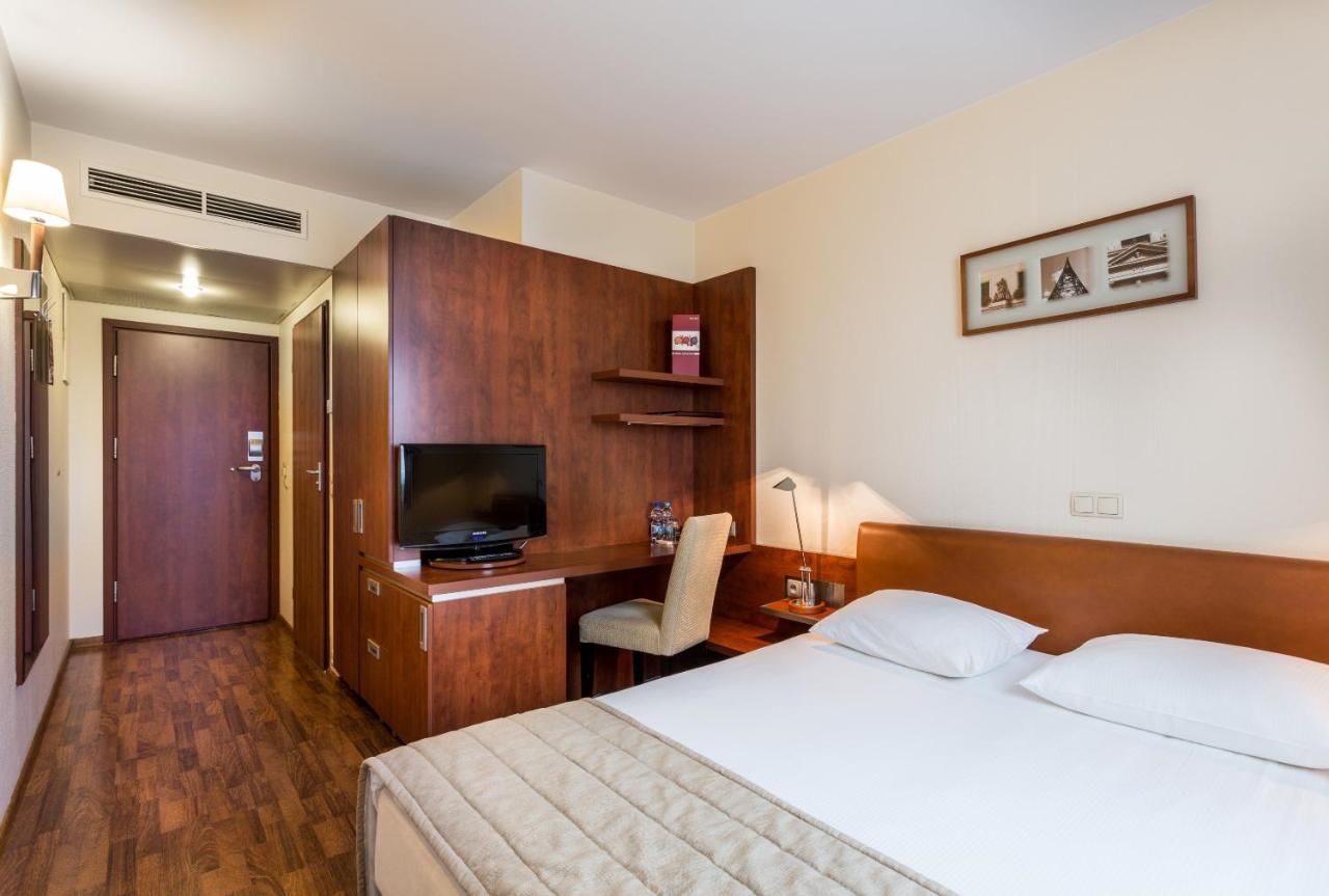 Отель Qubus Hotel Gliwice Гливице